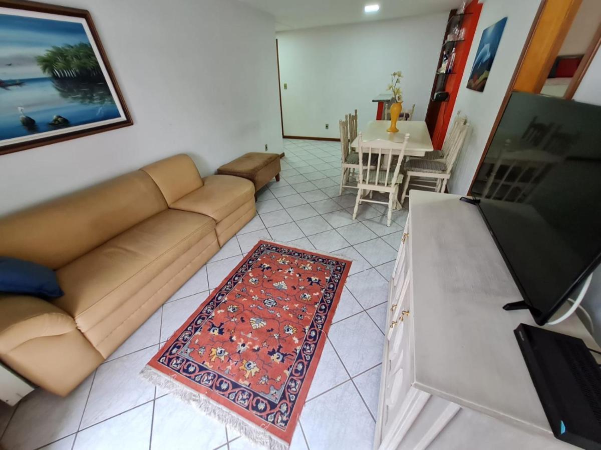 Apt Encantador Centro Guarapari, Completo, 50 M Da Praia Luaran gambar