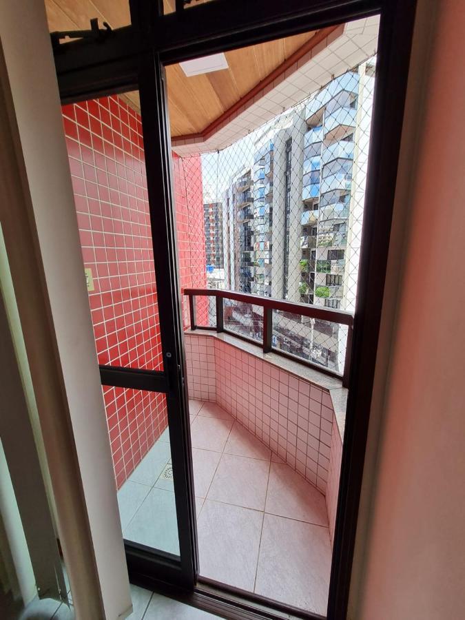 Apt Encantador Centro Guarapari, Completo, 50 M Da Praia Luaran gambar