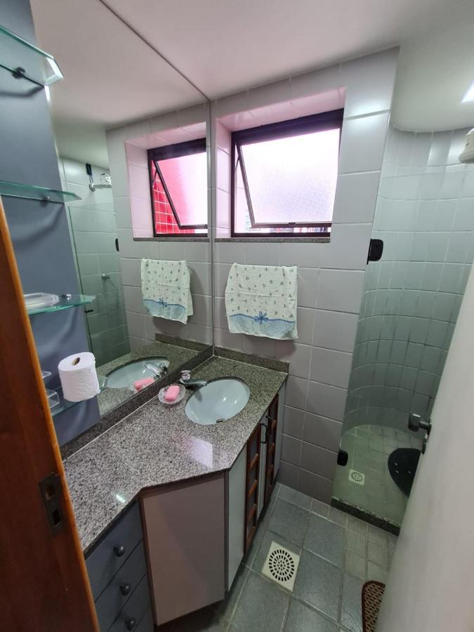 Apt Encantador Centro Guarapari, Completo, 50 M Da Praia Luaran gambar